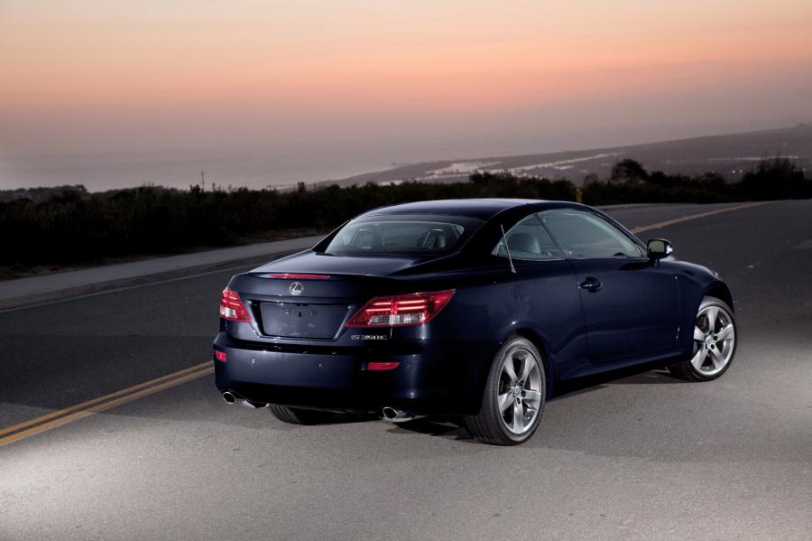  Lexus IS350C 2008 года  (фото 46 из 108)